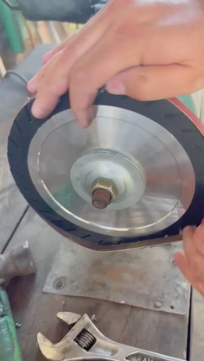 Polea Expansiva Profesional Para Afilado De Navajas para Gallo Para Uso en Esmeril De Banco 8x1/2x1” + Reductor Telescópico De Centro